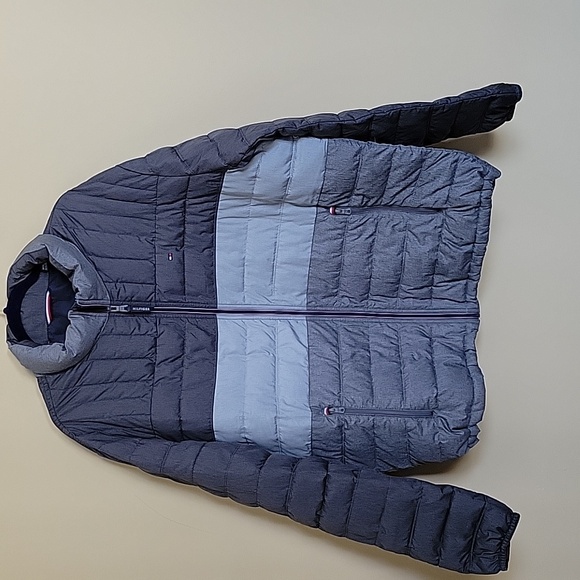 Gray Tommy Hilfiger Packable Puffer Jacket - Picture 1 of 12